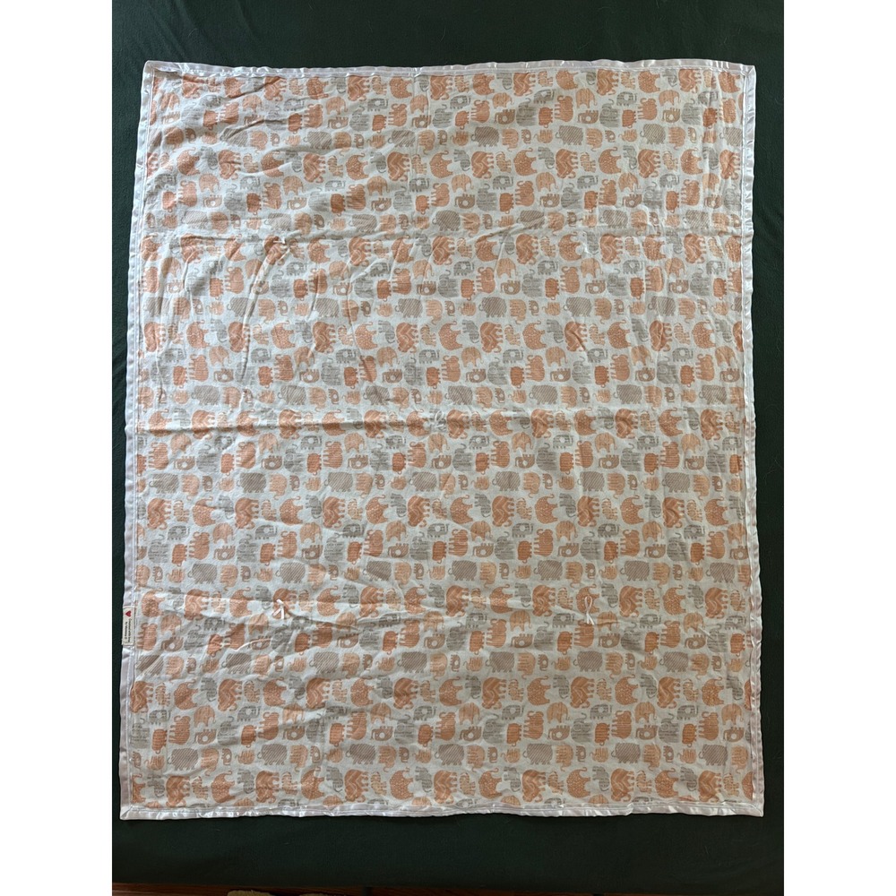 Momma‎ G Handmade Baby Blanket Peach Grey Elephant Print Satin Trim 35x43